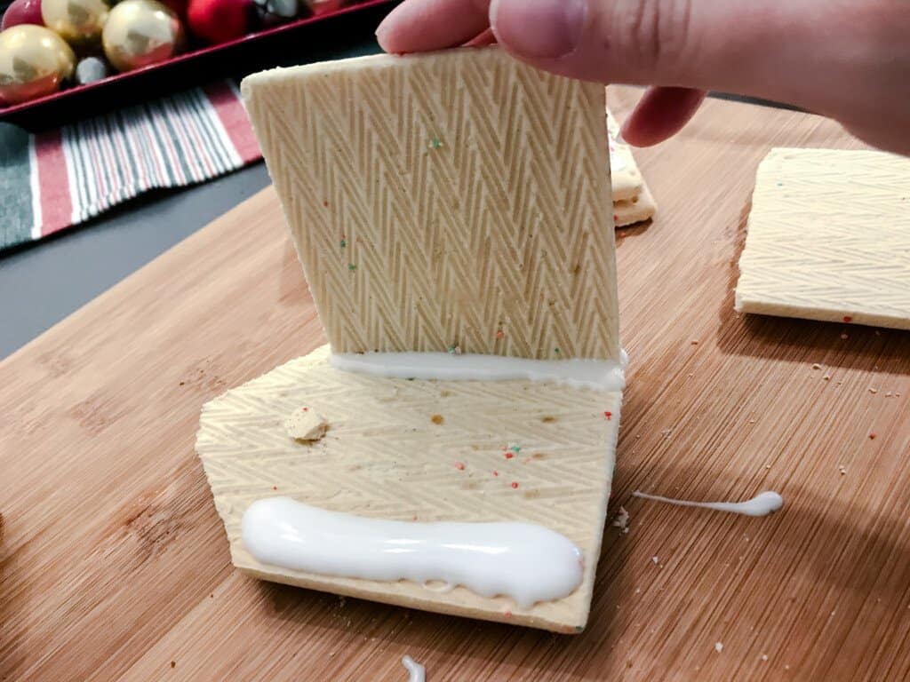 Pop Tarts are being held together by royal icing.