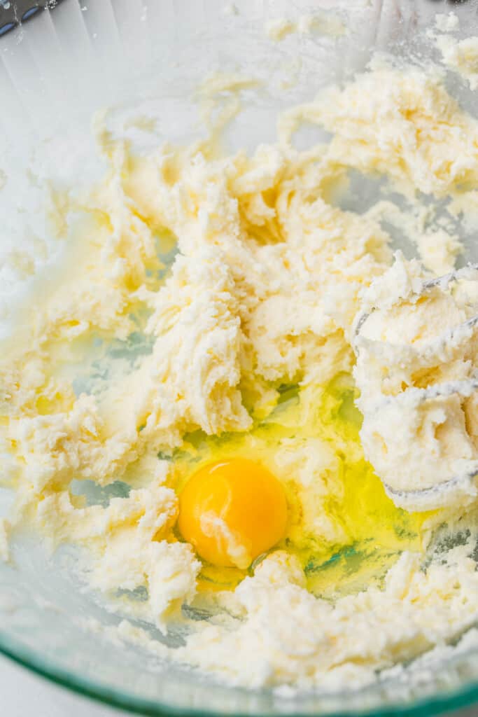A raw egg has been added to the creamed mixture.