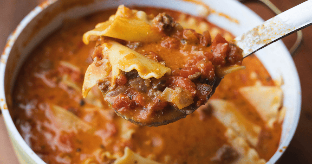 One Pot Lasagna Soup - The Dashley's Kitchen - Video Recipe