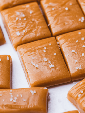 Cut pieces of salted cinnamon caramel are topped with flaky sea salt.